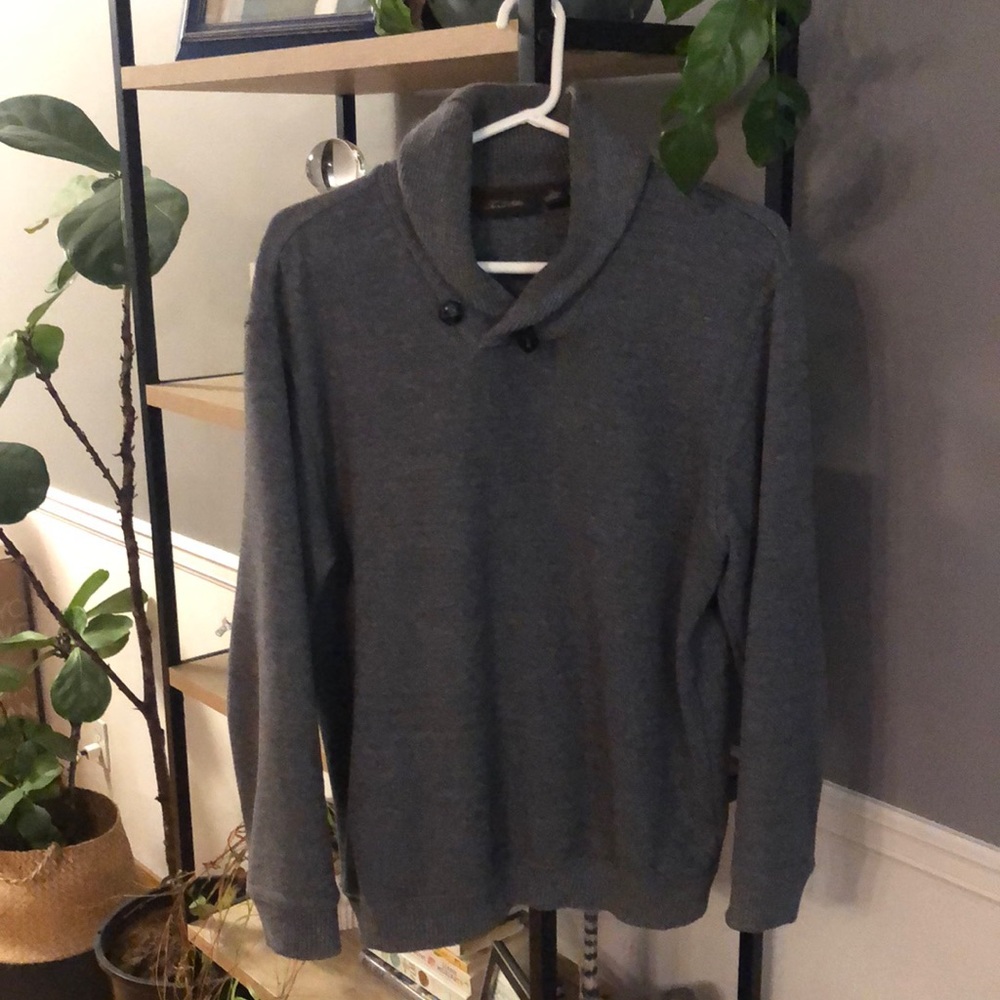 Men’s Gray Sweater